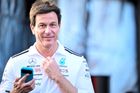 Pět procent za šest miliard. Formule 1 zaujala transakcí v Mercedesu