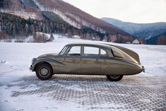 Elegance Tatry 87 je výjimečná, právem se řadí mezi nejkrásnější auta historie.