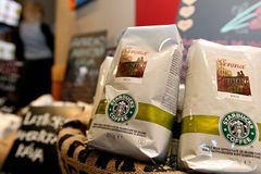 Nestlé rozšíří byznys s kávou. Řetězci Starbucks za tu jeho zaplatí miliardy dolarů