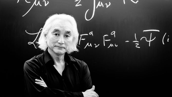 Michio Kaku je profesorem fyziky na City College of New York a jedním ze zakladatelů teorie superstrun.