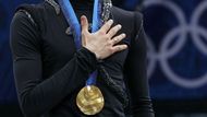 Evan Lysacek se zlatou medailí