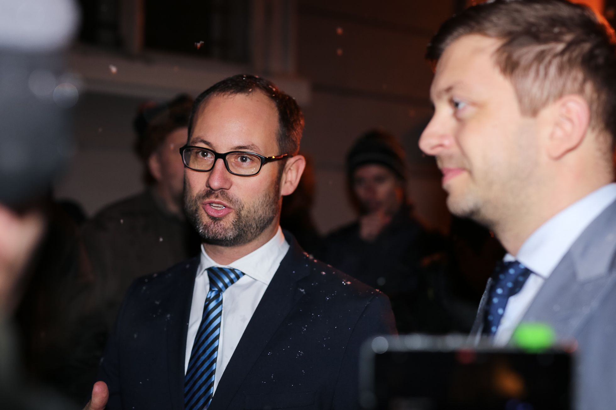 Demonstrace proti zvolení Ondráčka do čela komise pro GIBS