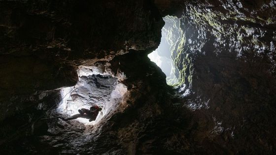 Existuje mytická Prezziho chodba? Čeští jeskyňáři hledali bájné místo v Kačne jamě