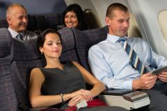 Každý padesátý cestující potká v letadle životní lásku. Šance je vyšší než u seznamky