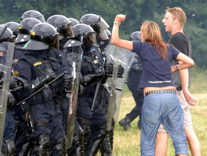 CzechTek 2005 byla legendární technoparty u Mlýnce, kterou ukončil kontroverzní policejní zásah. Ten vyvolal širokou veřejnou a politickou reakci.