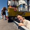 Dan Přibáň Žlutá žába Trabantem Turkmenistán