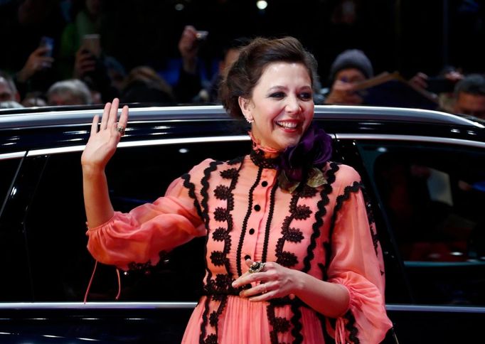 Mezi hvězdné hosty 67. Berlinale patří i americká herečka Maggie Gyllenhaal.