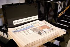 Prestižní Financial Times mění majitele. Kupují je Japonci
