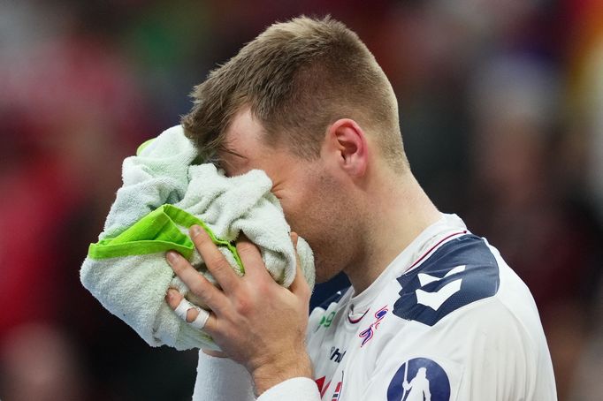 IHF Handball World Championship - Quarterfinals - Norway v Spain - Ergo Arena, Gdansk, Poland - January 25, 2023 Norway's Petter Overby looks dejected after the match REU