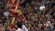 Steven Gerrard v dresu Liverpoolu.