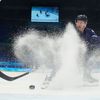 Juuso Hietanen v semifinále Slovensko - Finsko na ZOH 2022 v Pekingu