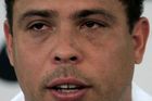 Loučí se v 34 letech jako hráč brazilského klubu Corinthians.