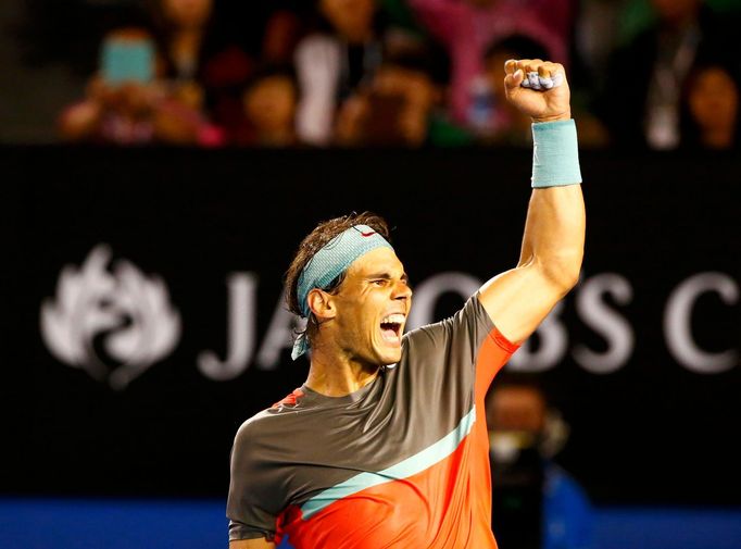 Rafael Nadal se raduje z vítězství nad Rogerem Federerem v semifinále Australian Open 2014