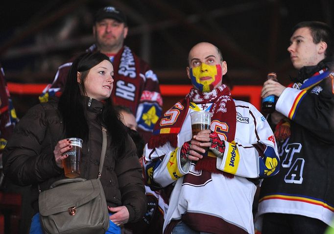 Třinec vs. Sparta (utkání play off extraligy) - fanoušci Sparty