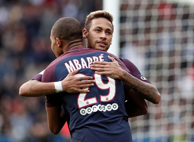 Neymar a Kylian Mbappé