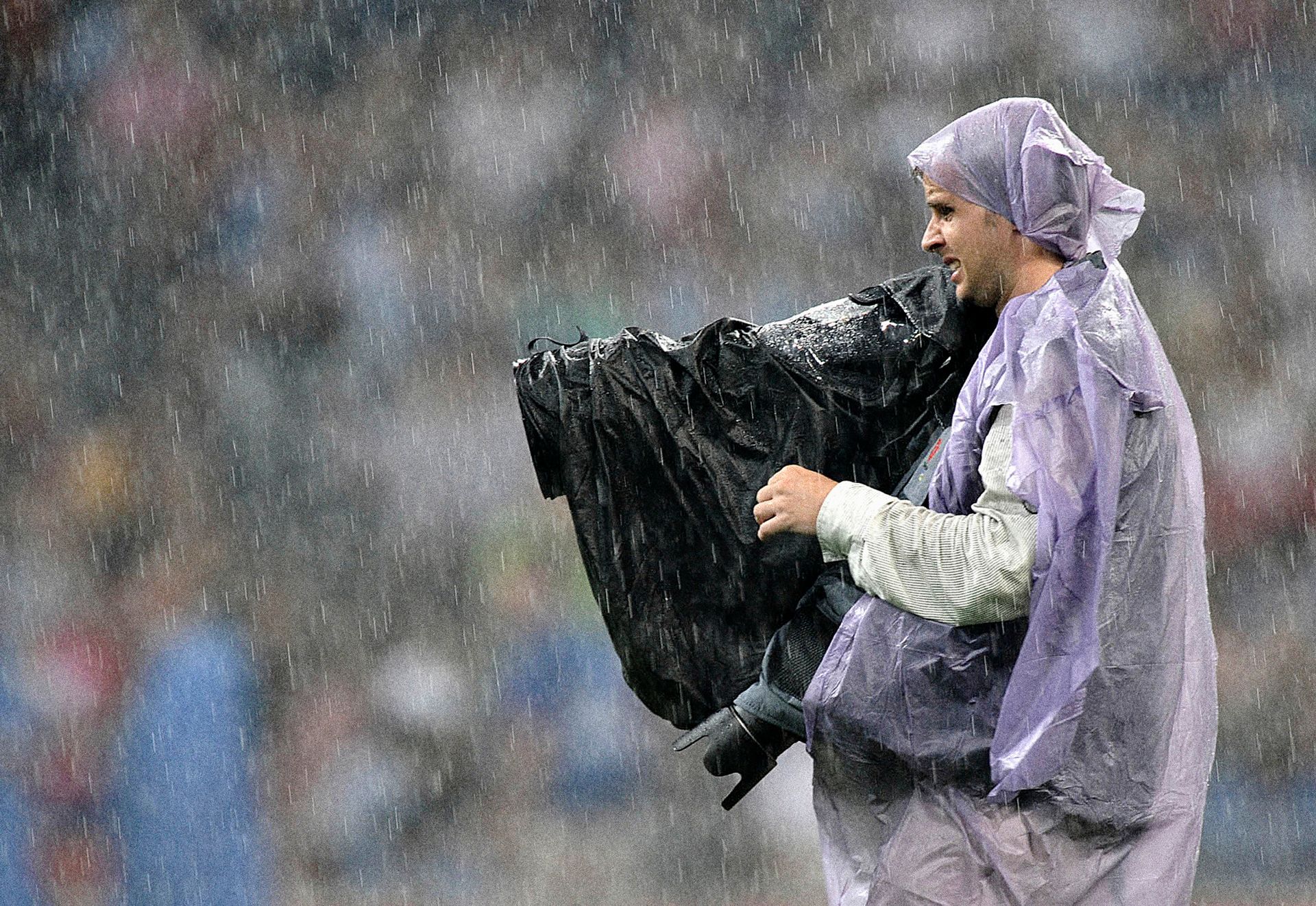 Kniha Miliony okamžiků a výstava 100kamžiků, Výstava, kniha, ČTK, Magazín, Foto