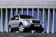 Slabý prodej prudce srazil zisk Hyundai