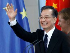 Čínský premiér Wen Ťia-pao si na cesty do Evropy začíná pomalu zvykat