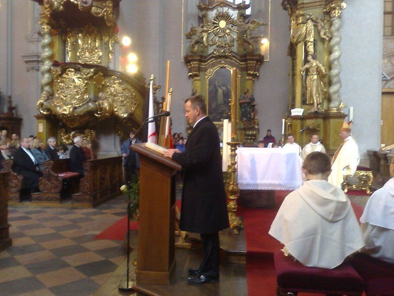Mše za polské oběti v pražském kostele sv. Jiljí