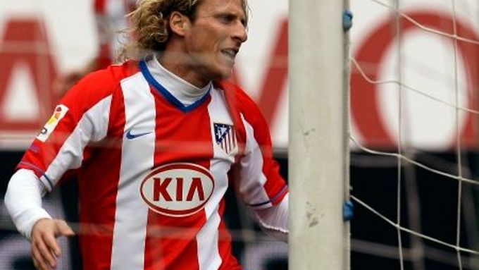 Diego Forlan Z Atlétika Madrid nedal proti Realu Murcia několik tutovek