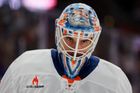 Šest let zkoušel prorazit v NHL, teď se český brankář vrací do Evropy