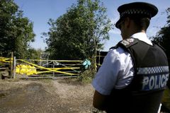 Slintavka v Británii: Viry možná unikly z odpadu