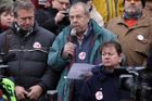 Czech unions plan massive anti-govt protest on April 21