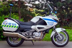 Našim motorkářům nikdo neujede, slibuje pražská policie