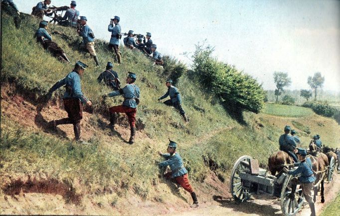 Autochrom  byl raný proces barevné fotografie patentovaný roku 1903 bratry Lumièrovými a komerčně vyráběný v letech 1907 až 1935.