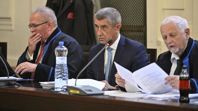 V kauze Čapí hnízdo je obžalovaný expremiér Andrej Babiš a jeho někdejší poradkyně Jana Nagyová.