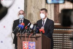 Andrej Babiš příští týden ministra zdravotnictví Jana Blatného neodvolá