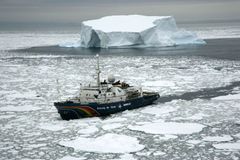 Na Antarktidě se odlomila kra větší než ostrov Guam