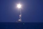 Ruské lodě poprvé odpálily rakety na Sýrii. Syrská armáda zároveň přešla do útoku