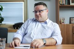 Generálním ředitelem rozhlasu radní znovu zvolili dosavadního šéfa Reného Zavorala