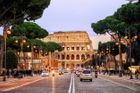 Itálie podepsala dohodu o nové Hedvábné stezce. Západ Řím před Čínou varuje