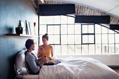 Jak vylepšit postelové skóre? Zkuste to pomocí Feng – Shui