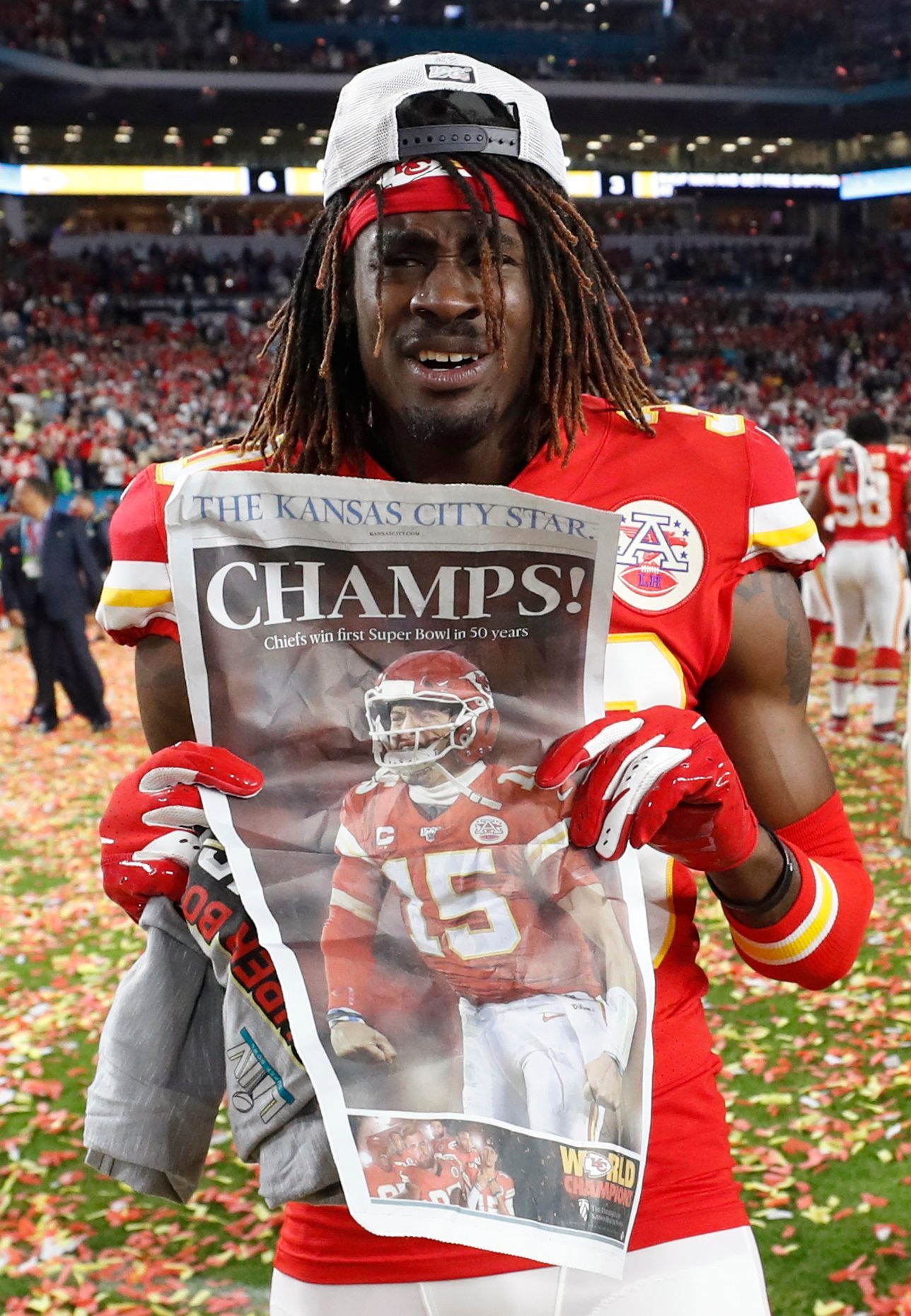 Alex Brown slaví triumf Kansas City Chiefs ve finále Super Bowlu LIV (2020)