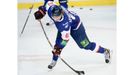 Ruský hokejista Maxim Afinogenov ze SKA Petrohrad v utkání KHL.