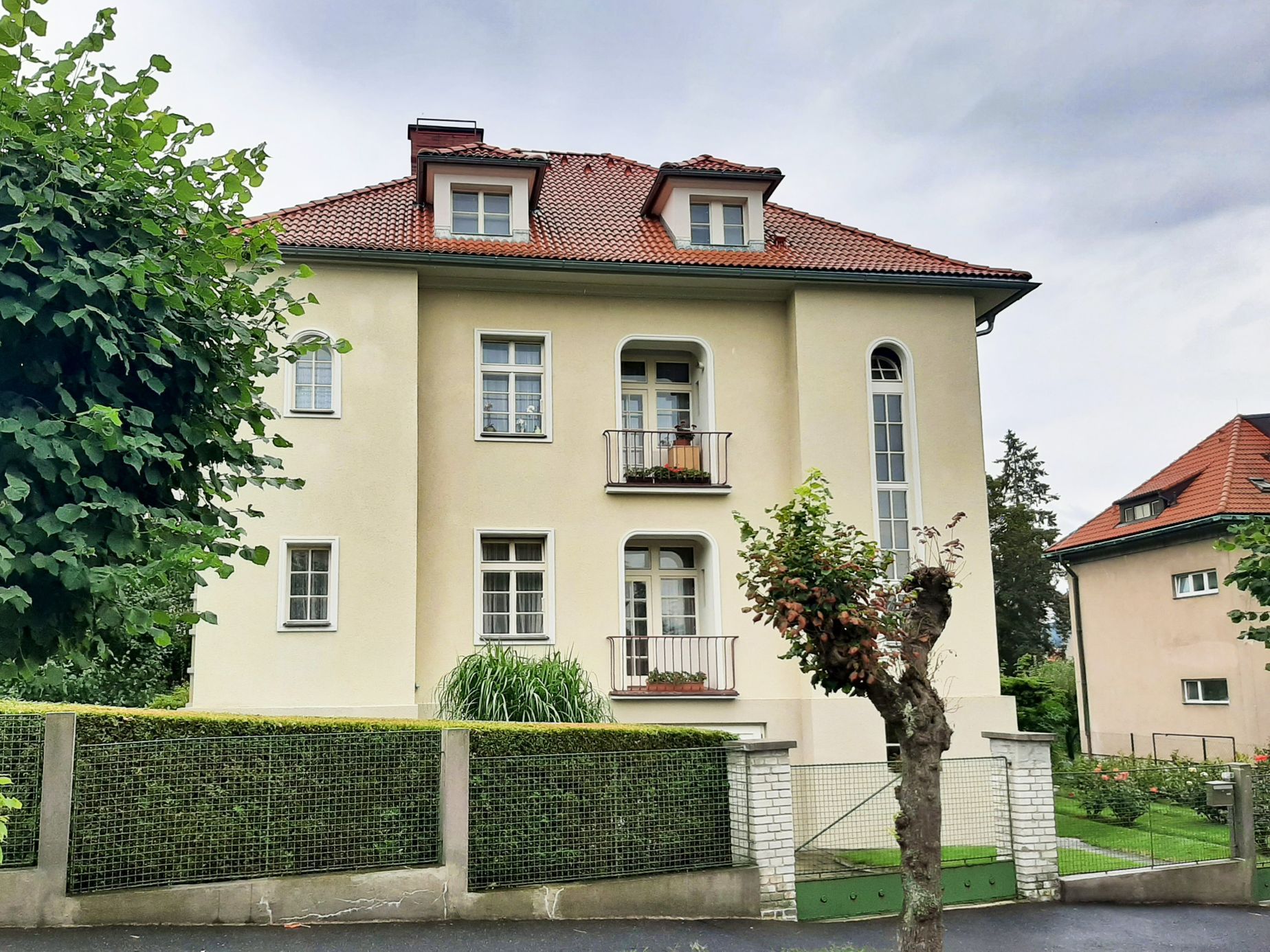 Sušice, vilová čtvrť, vycházka po vilách