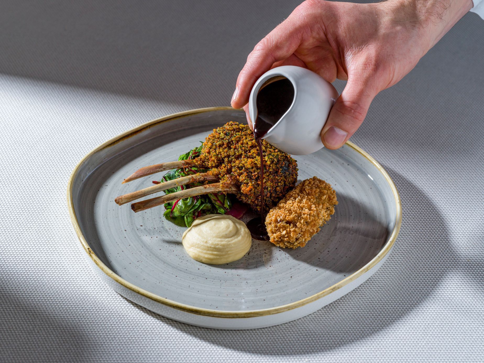 Restaurace Monastiq v hotelu Mandarin Oriental