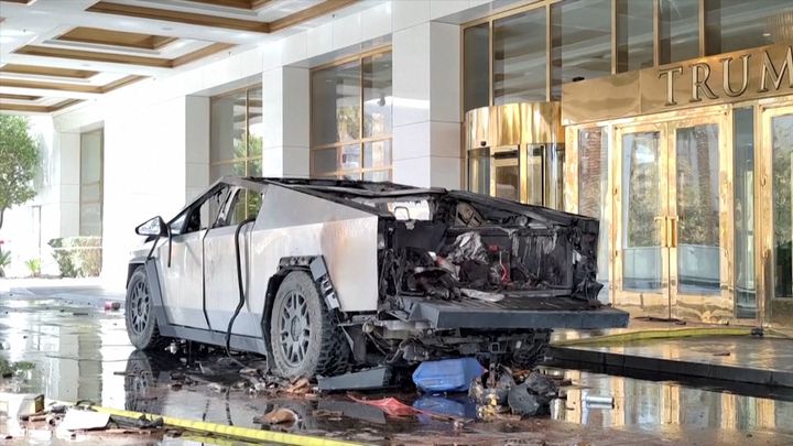 A ohořelý Cybertruck nechcete? V aukci se objevil vrak z výbuchu v Las Vegas