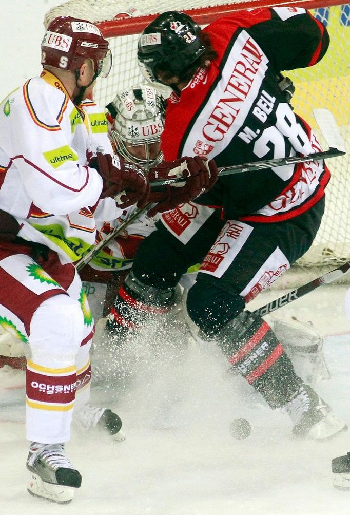 Spengler Cup: Sparta - Kanada: Mark Bell, Tomáš Pöpperle, Radek Philipp