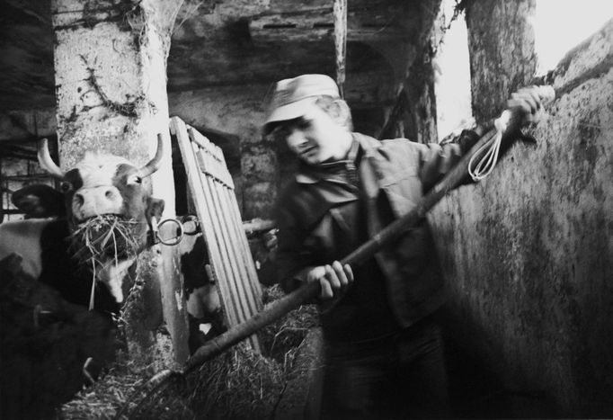 Cenu Canon Junior Awards získala LUCIA SEKERKOVÁ za sérii fotografií Donum Vitae, život katolické rodiny na Slovensku, říjen 2012 až srpen 2013, Vaďovce.