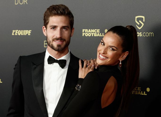 Zlatý míč 2022: Kevin Trapp (Eintracht Frankfurt) s partnerkou Izabel Goulartovou