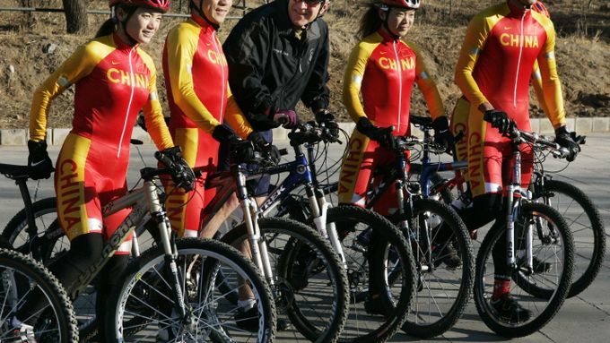S čínskými cyklisty na horském kole