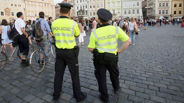 Vláda nepodpoří změnu výsluh policistů, mohla by způsobit vlnu výpovědí