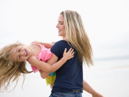 Matka samoživitelka: Dá se zkombinovat kariéra a výchova dětí?
