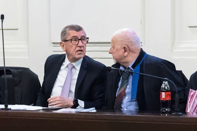 Andrej Babiš u soudu kvůli kauze Čapí hnízdo.