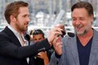 Ryan Gosling a Russell Crowe přijeli do Cannes představit svůj nový film Správní chlapi (The Nice Guys)