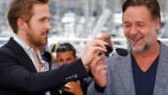 Ryan Gosling a Russell Crowe přijeli do Cannes představit svůj nový film Správní chlapi (The Nice Guys)